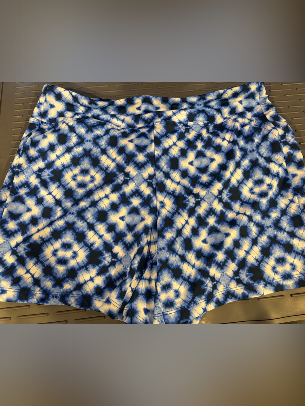 NWT-Duluth Trading Co Blue and White Tie-Dye Swim Shorts